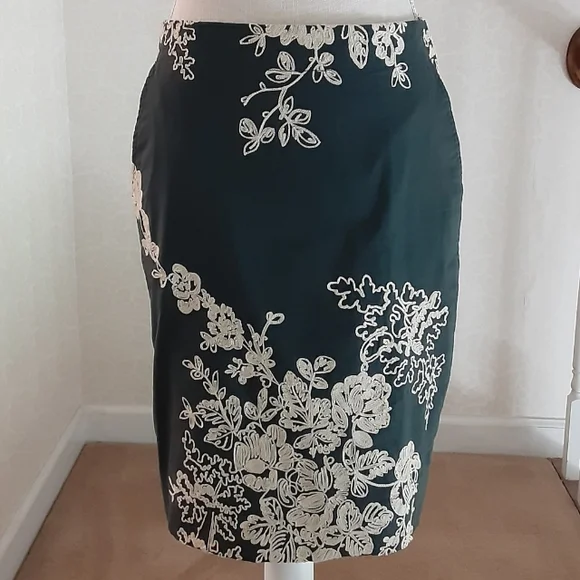 Crew Skirts J Crew Embroidered Floral Grey And Cream Pencil